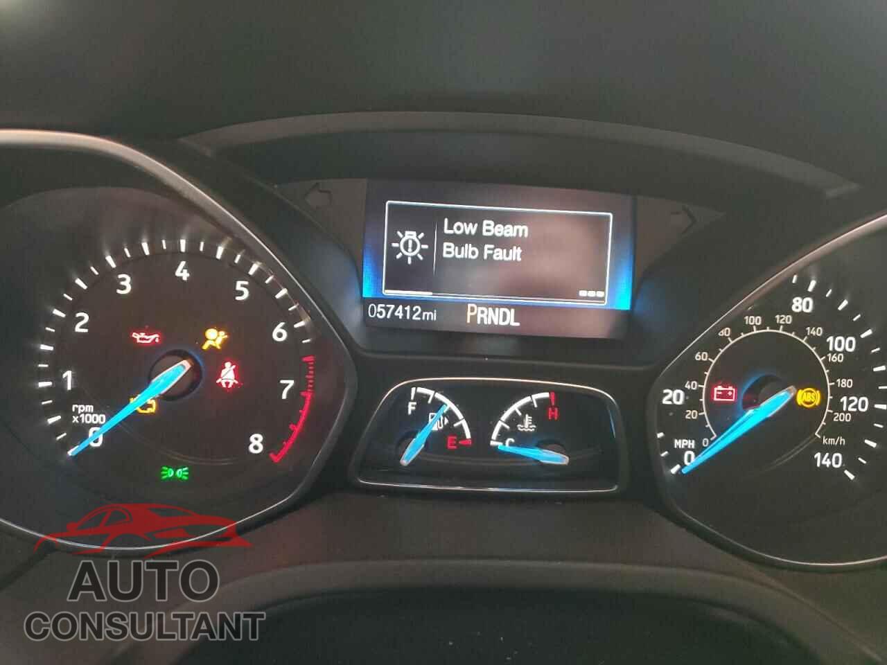 FORD FOCUS 2017 - 1FADP3F28HL313255