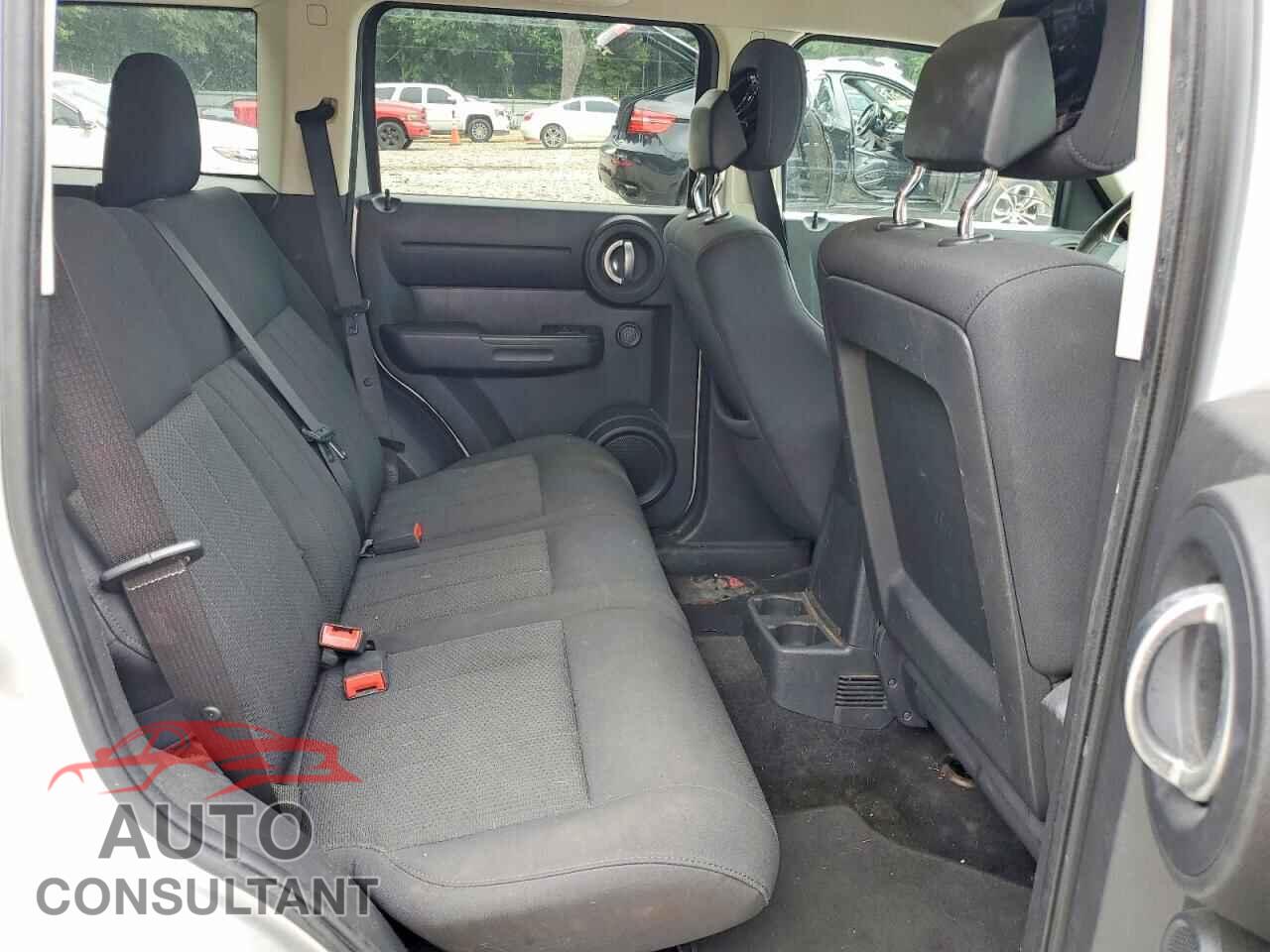 DODGE NITRO 2011 - 1D4PT4GXXBW500685