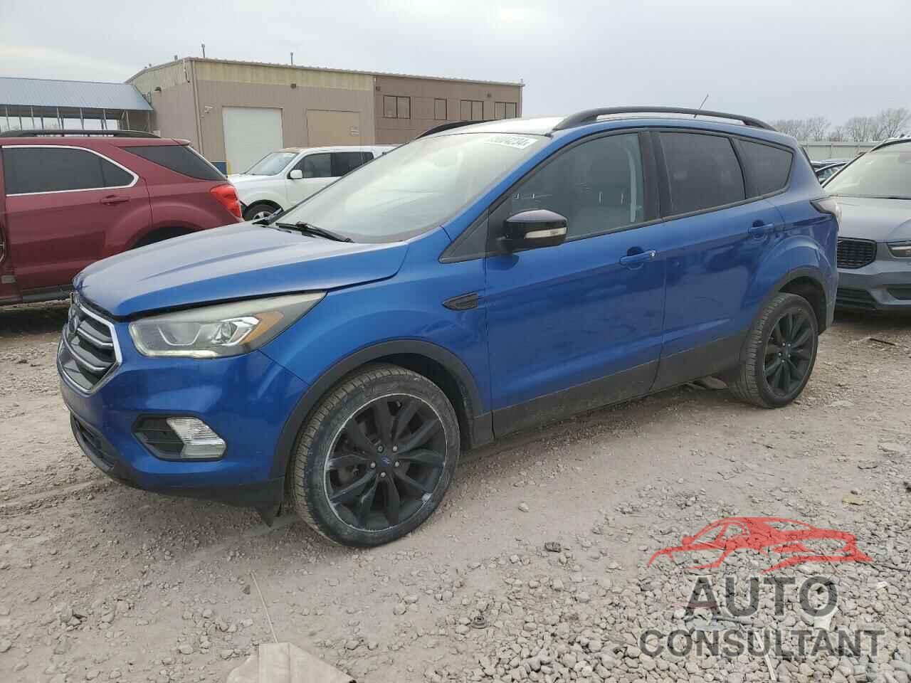 FORD ESCAPE 2017 - 1FMCU9J97HUC25499