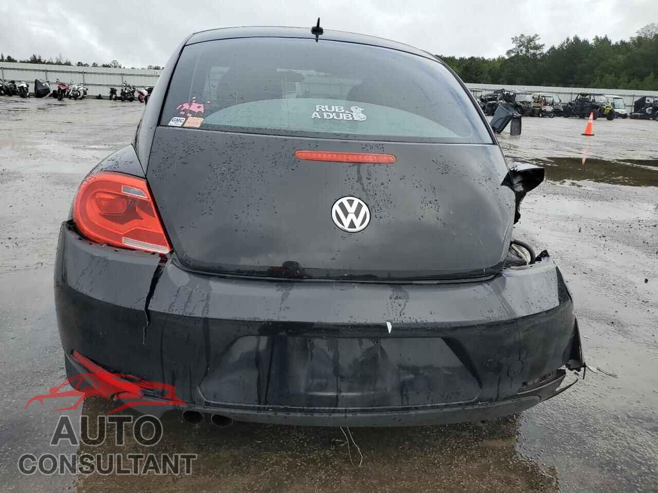 VOLKSWAGEN BEETLE 2012 - 3VWJP7AT9CM618708