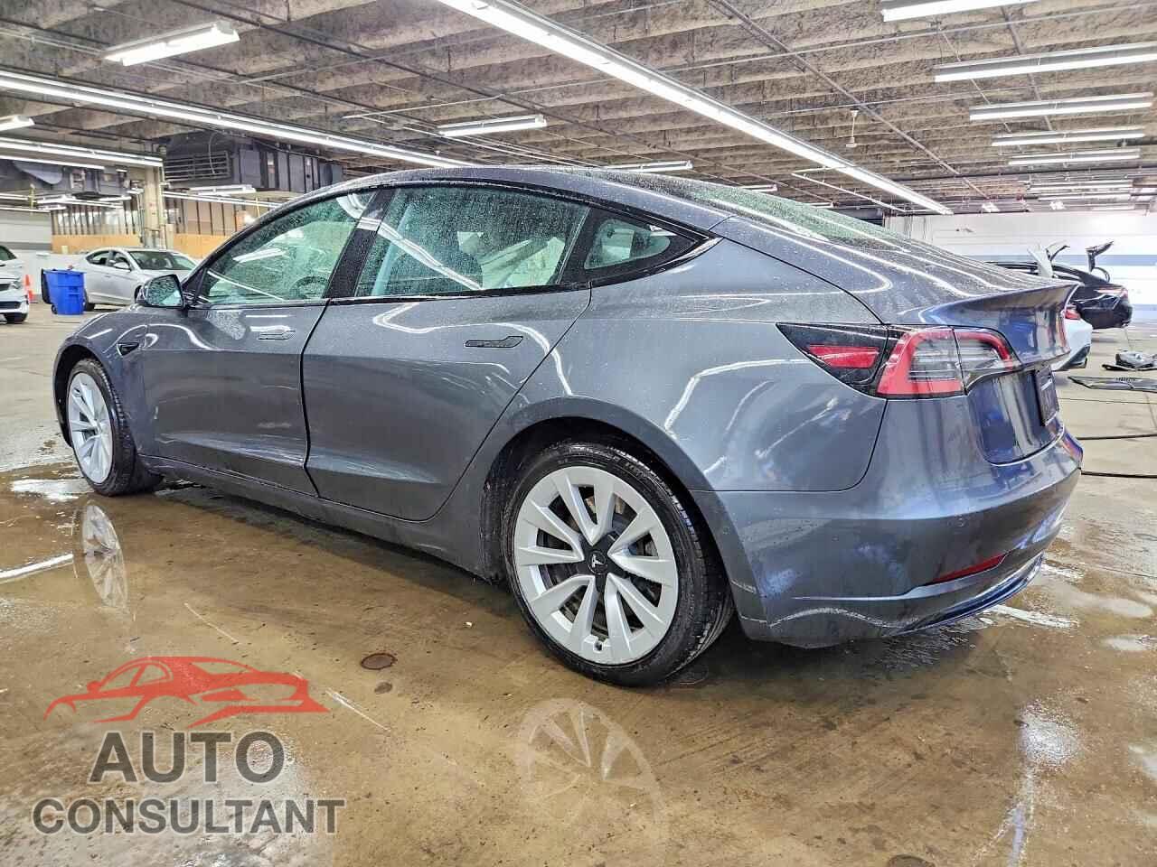 TESLA MODEL 3 2022 - 5YJ3E1EA1NF369075