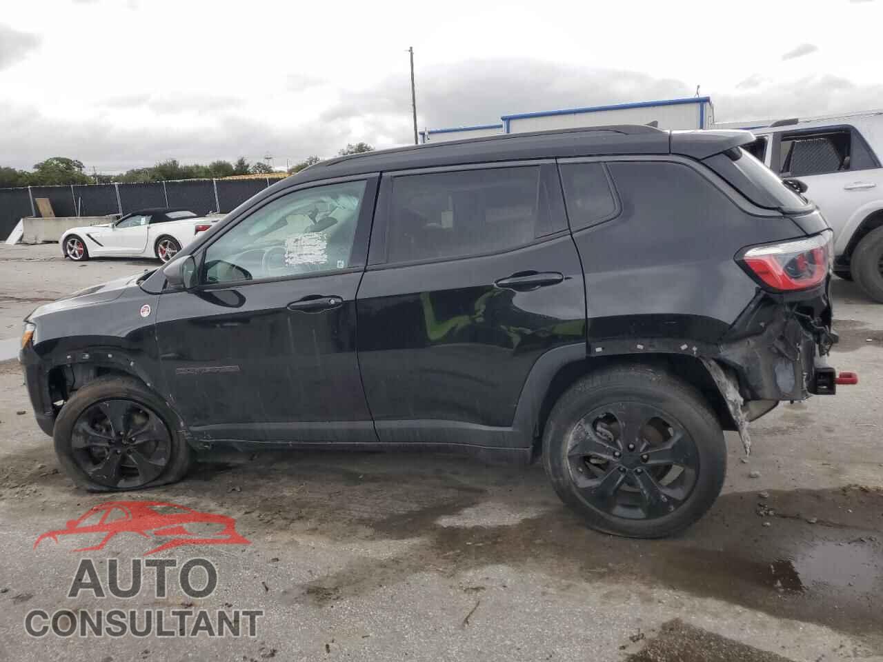 JEEP COMPASS 2018 - 3C4NJDDB8JT129520