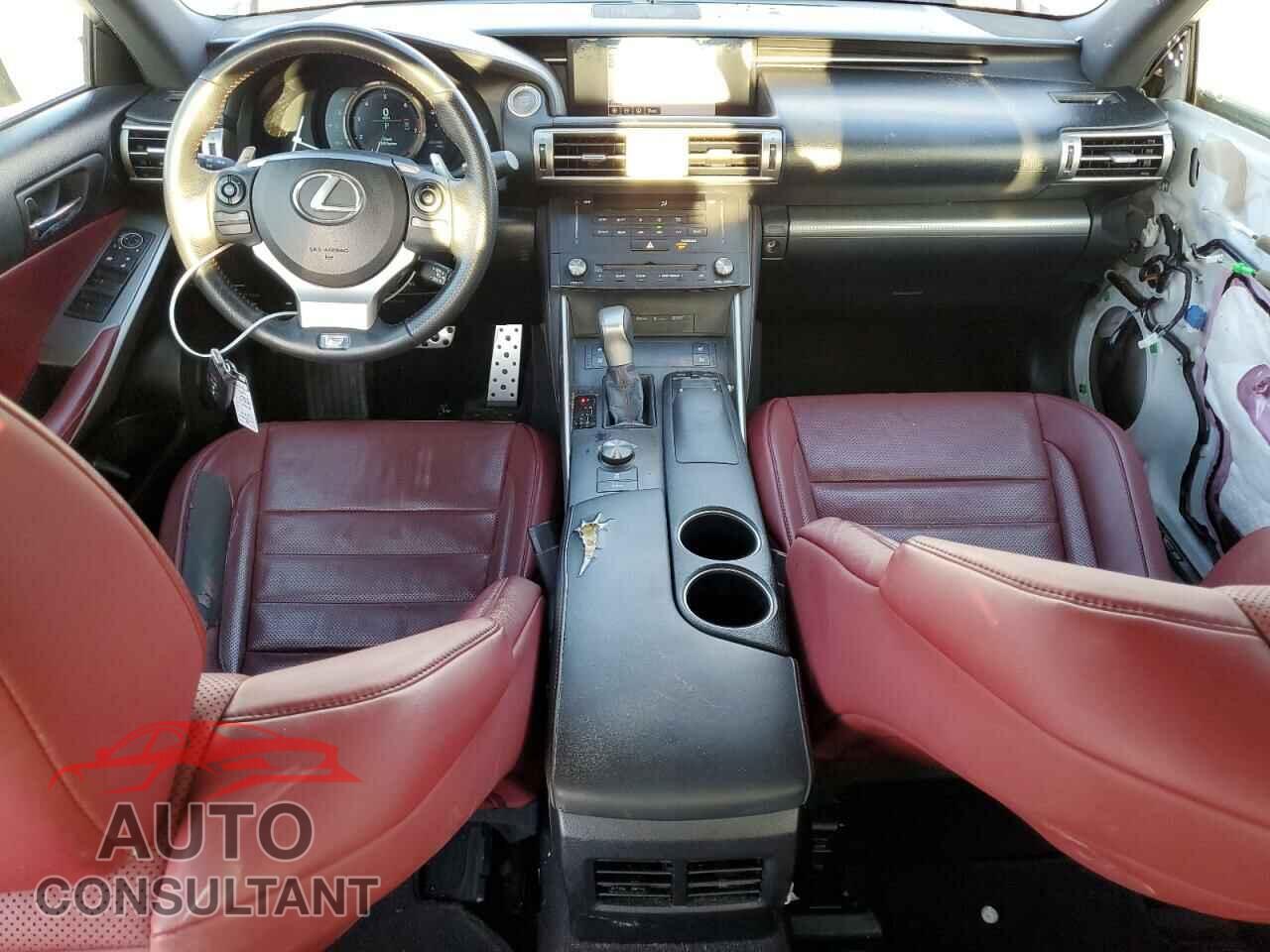 LEXUS IS 2015 - JTHBF1D22F5068951