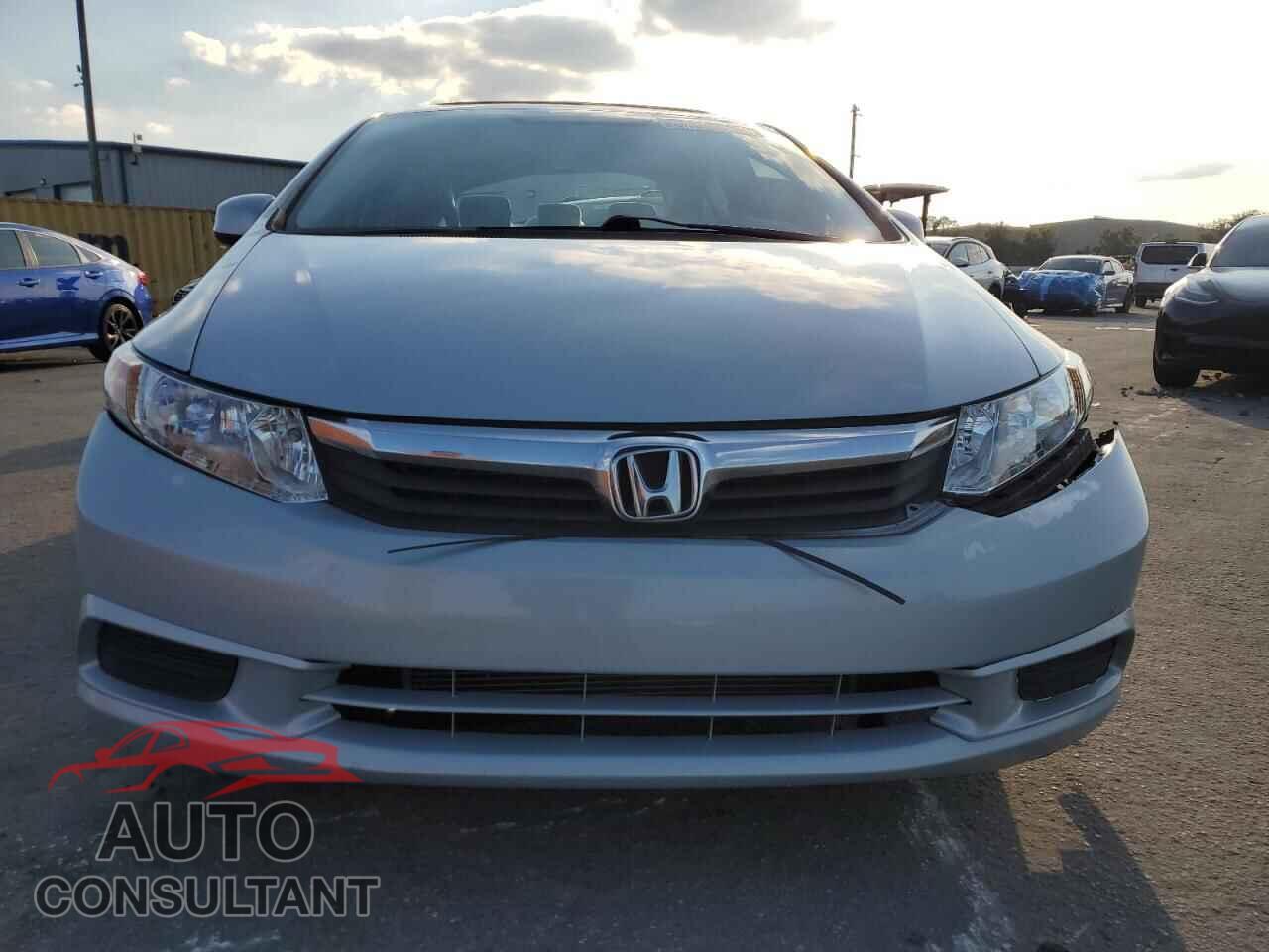 HONDA CIVIC 2012 - 19XFB2F88CE024491