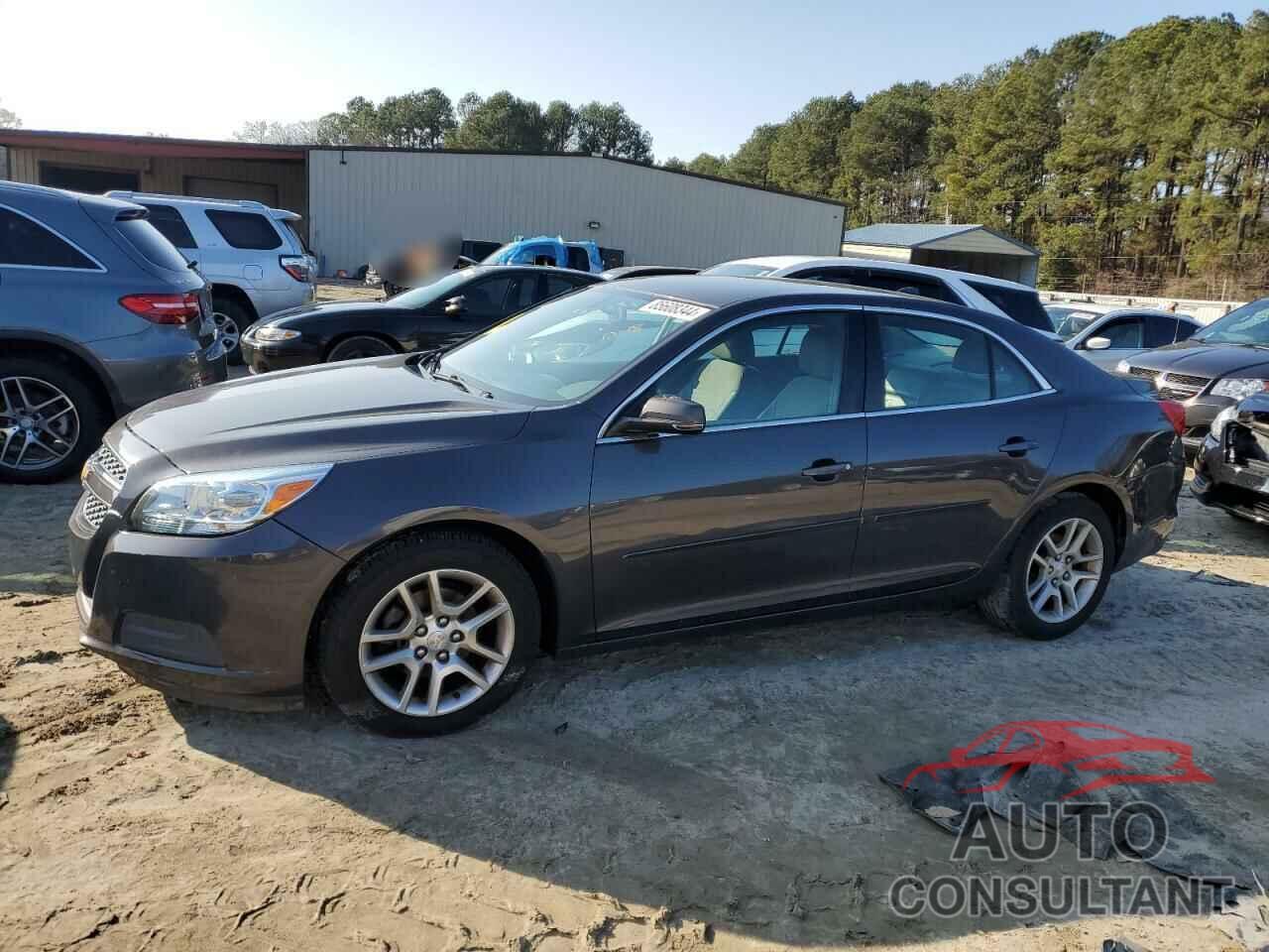 CHEVROLET MALIBU 2013 - 1G11C5SA8DF130232
