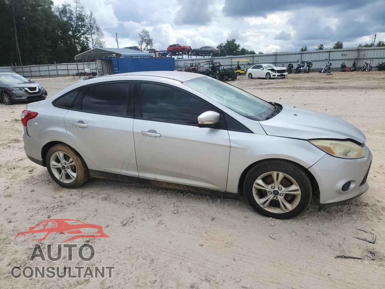 FORD FOCUS 2014 - 1FADP3F23EL404378