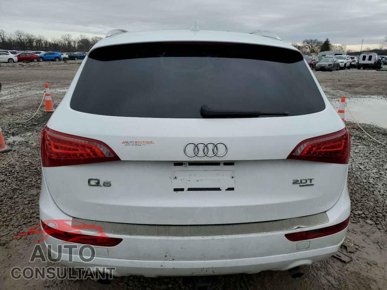 AUDI Q5 2011 - WA1CFAFP4BA012570