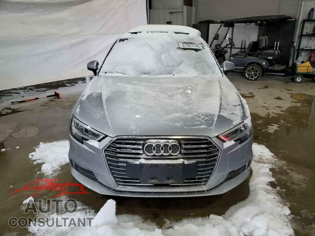 AUDI A3 2017 - WAUTPBFF0HA086574