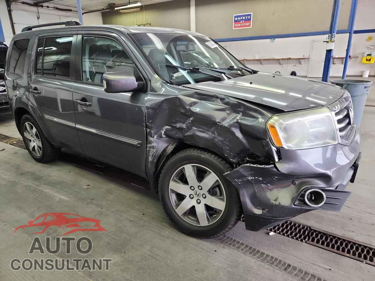HONDA PILOT 2015 - 5FNYF4H92FB033605