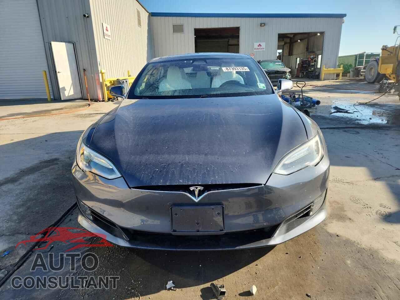 TESLA MODEL S 2017 - 5YJSA1E21HF204504