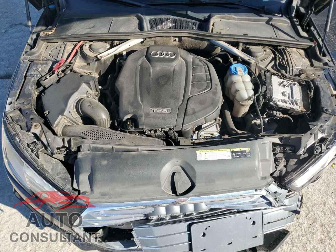 AUDI A4 2018 - WAUDNAF4XJA069824