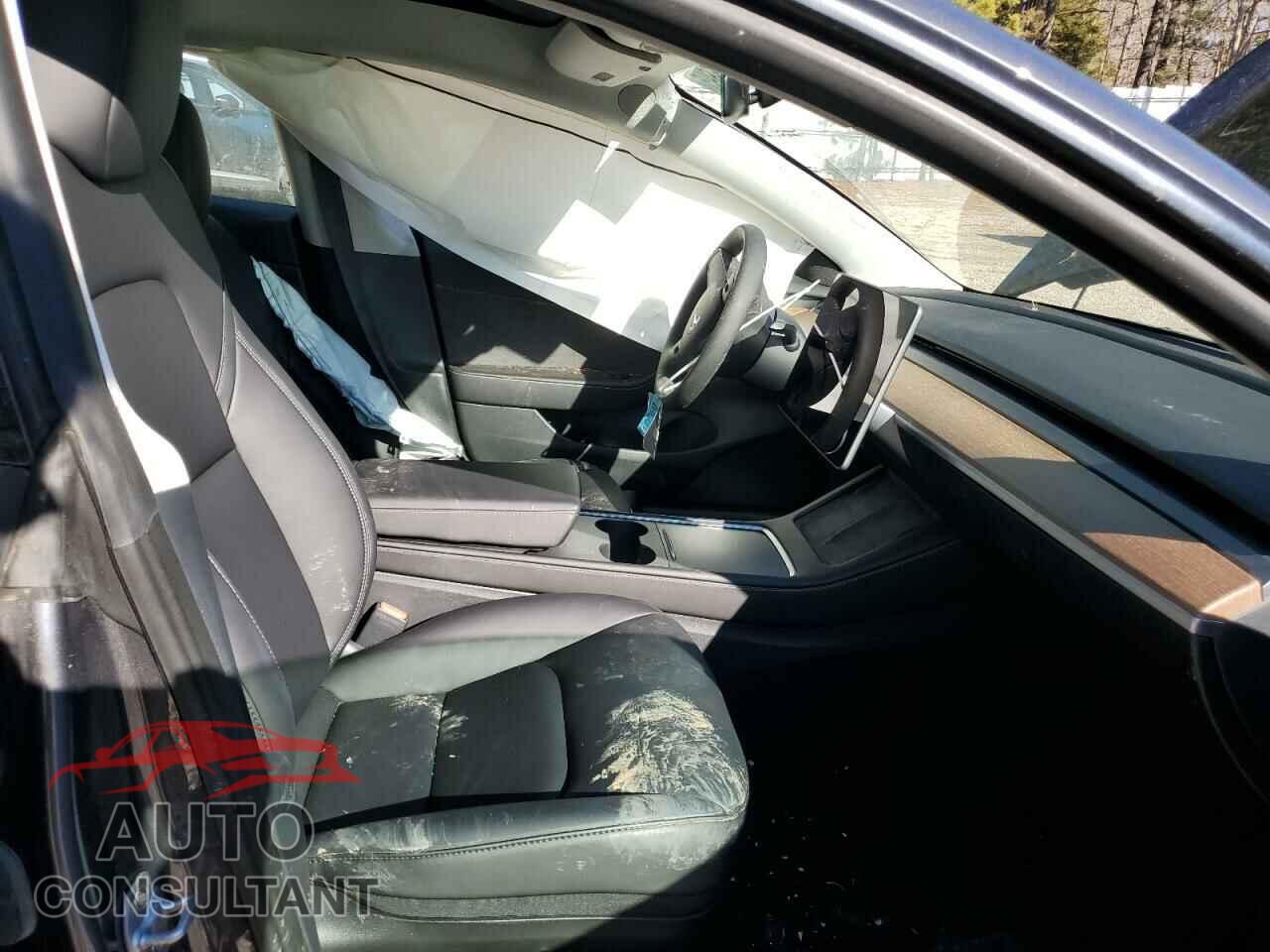 TESLA MODEL 3 2023 - 5YJ3E1EA6PF673098