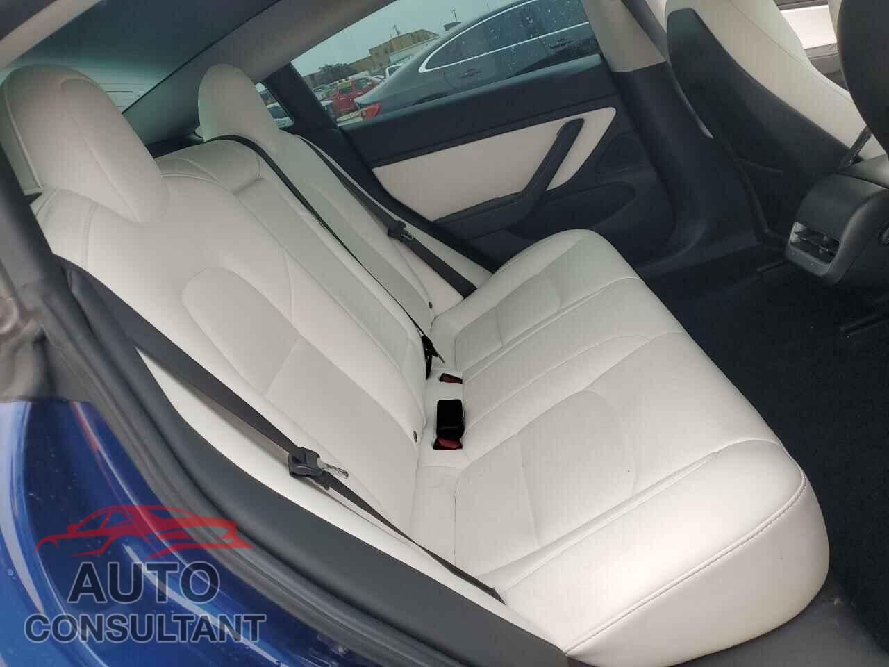 TESLA MODEL 3 2021 - 5YJ3E1EB1MF902811