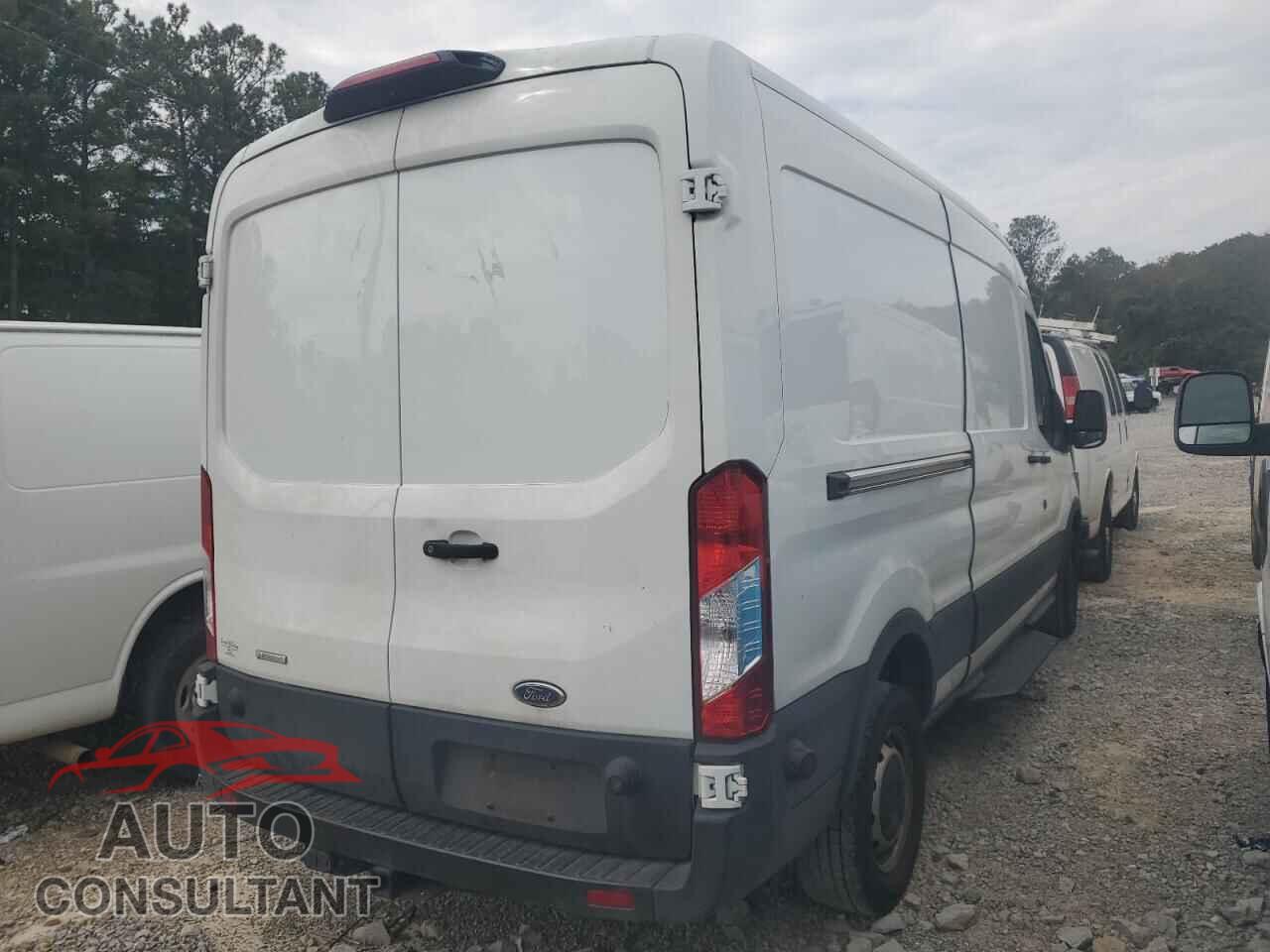 FORD TRANSIT 2019 - 1FTYR2CG1KKA69347