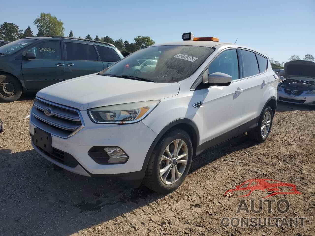 FORD ESCAPE 2017 - 1FMCU9GD8HUA23959
