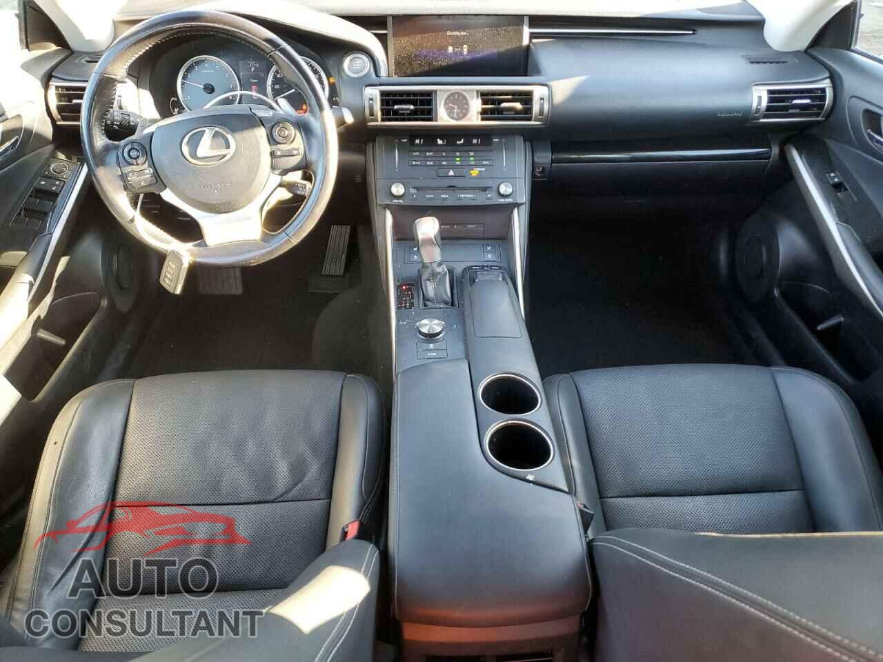 LEXUS IS 2015 - JTHCF1D27F5028546