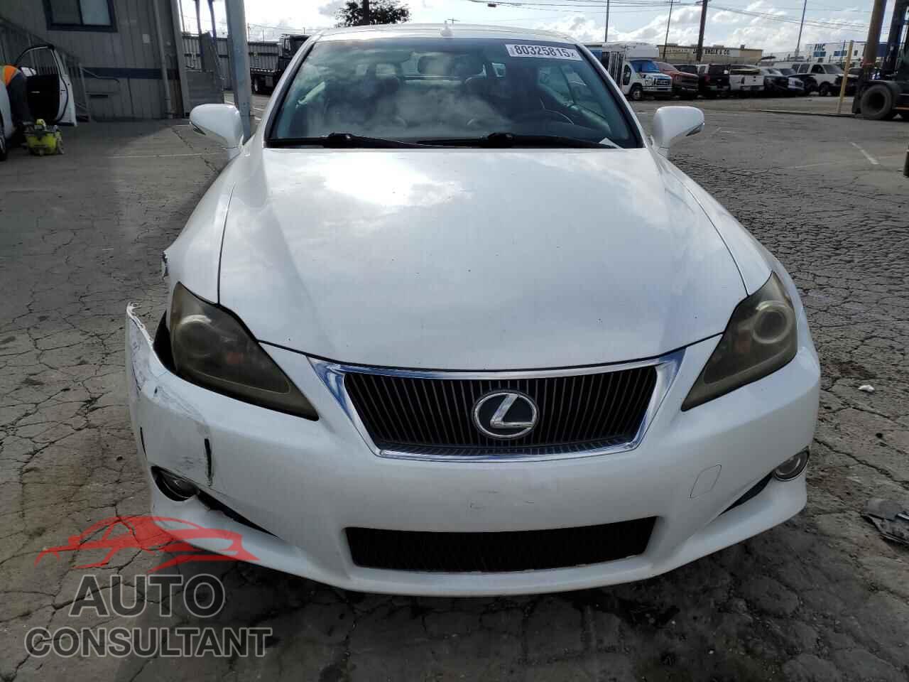 LEXUS IS 2011 - JTHFF2C20B2518388
