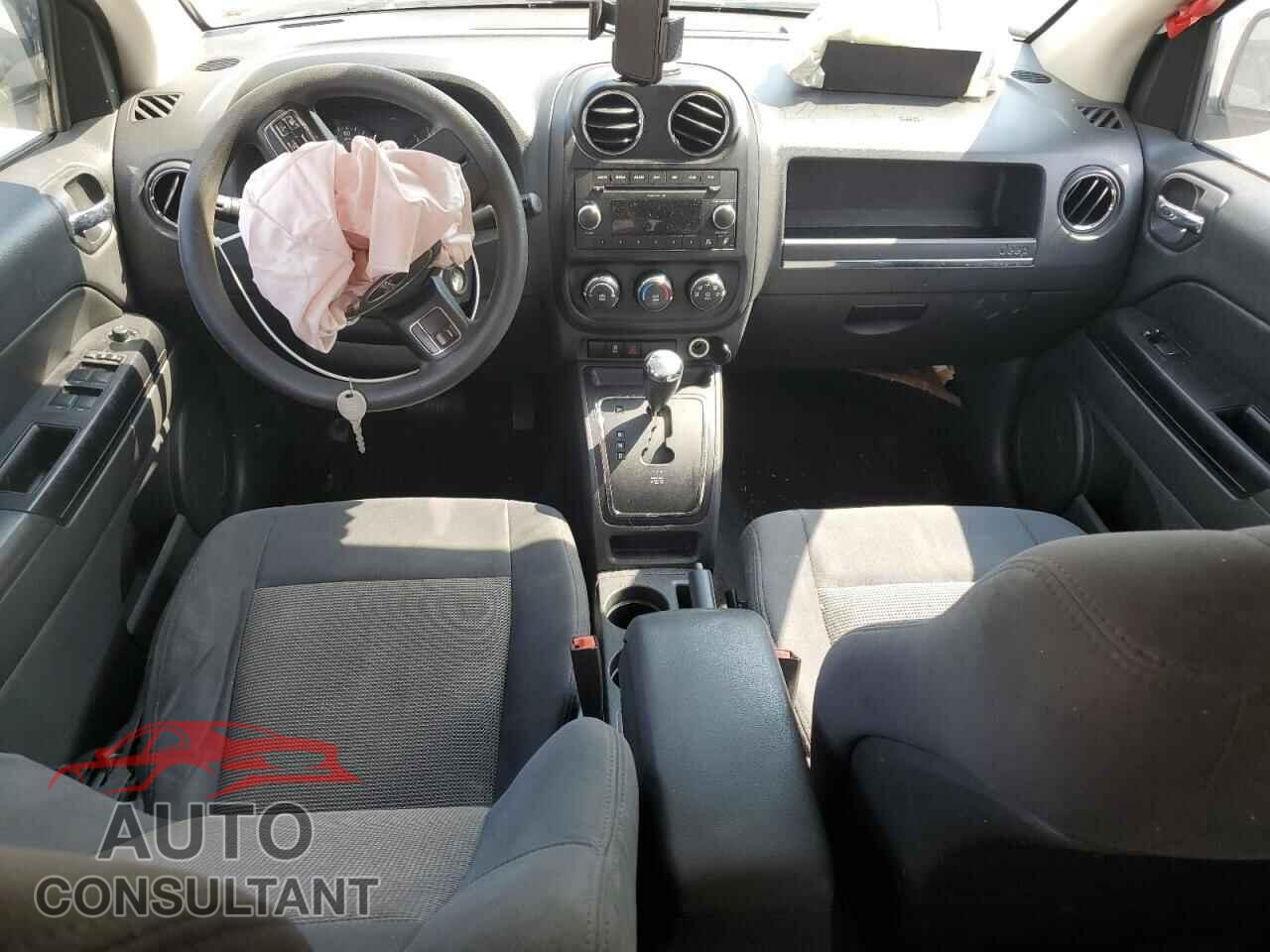 JEEP COMPASS 2011 - 1J4NT1FB5BD264915
