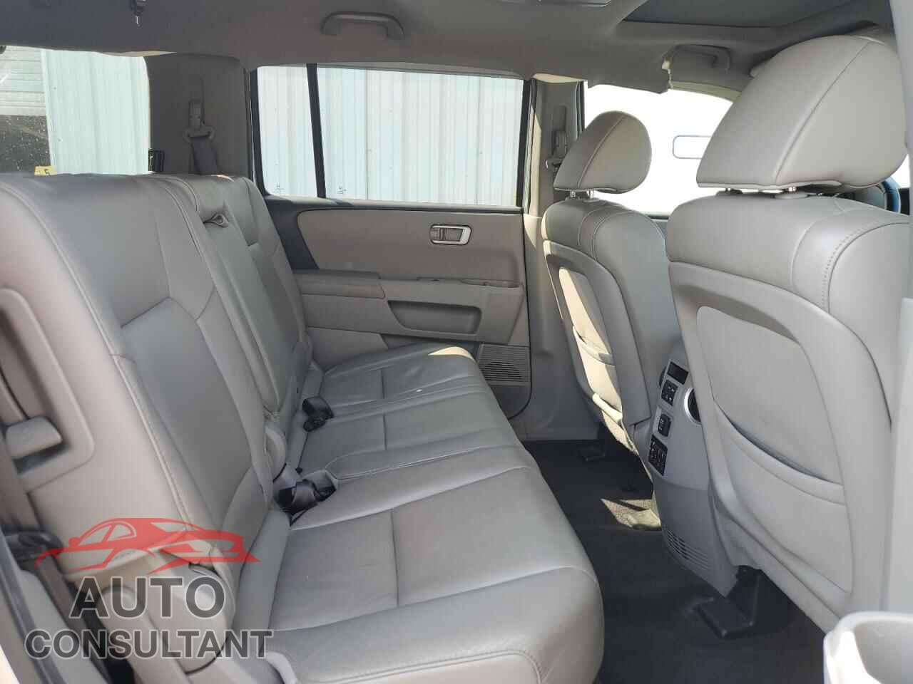 HONDA PILOT 2012 - 5FNYF3H62CB018176