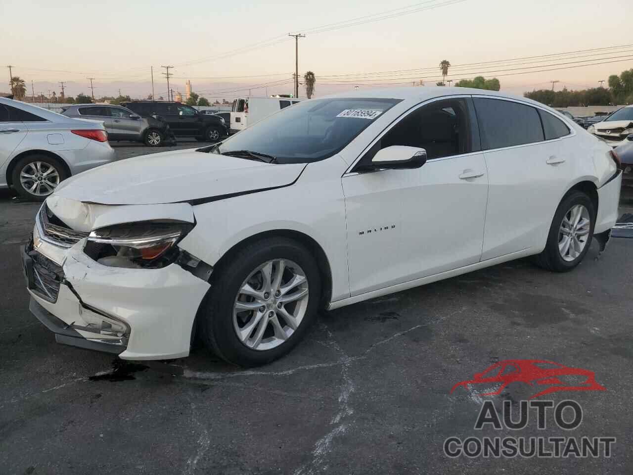 CHEVROLET MALIBU 2018 - 1G1ZD5ST3JF190058