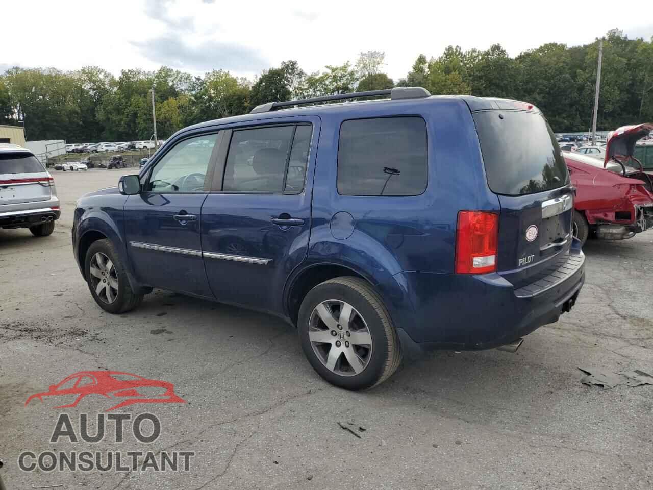 HONDA PILOT 2015 - 5FNYF4H92FB047357