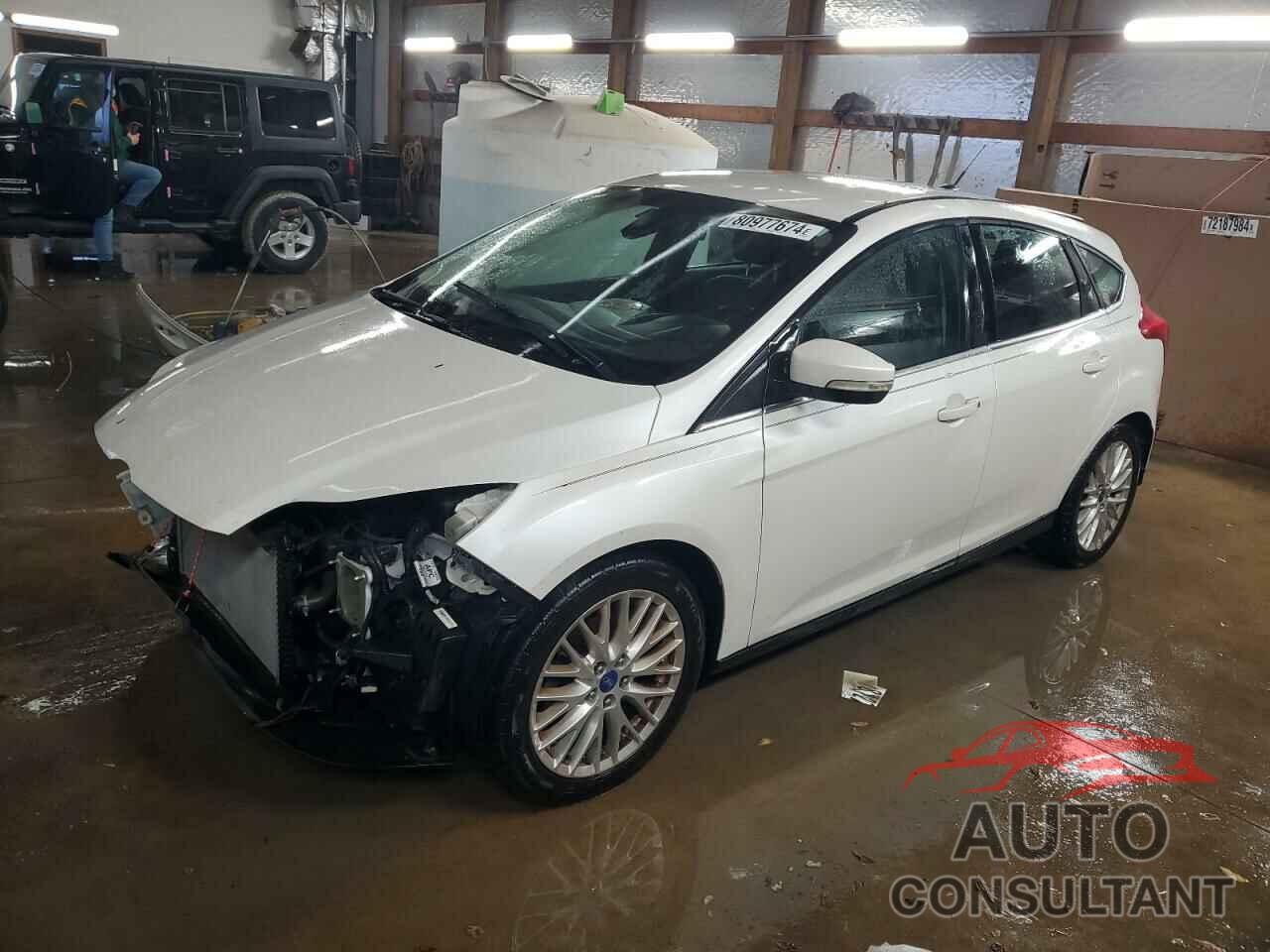 FORD FOCUS 2012 - 1FAHP3M21CL262324