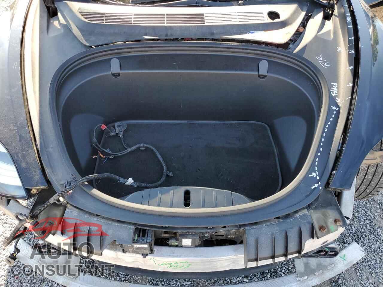 TESLA MODEL 3 2018 - 5YJ3E1EA5JF025436