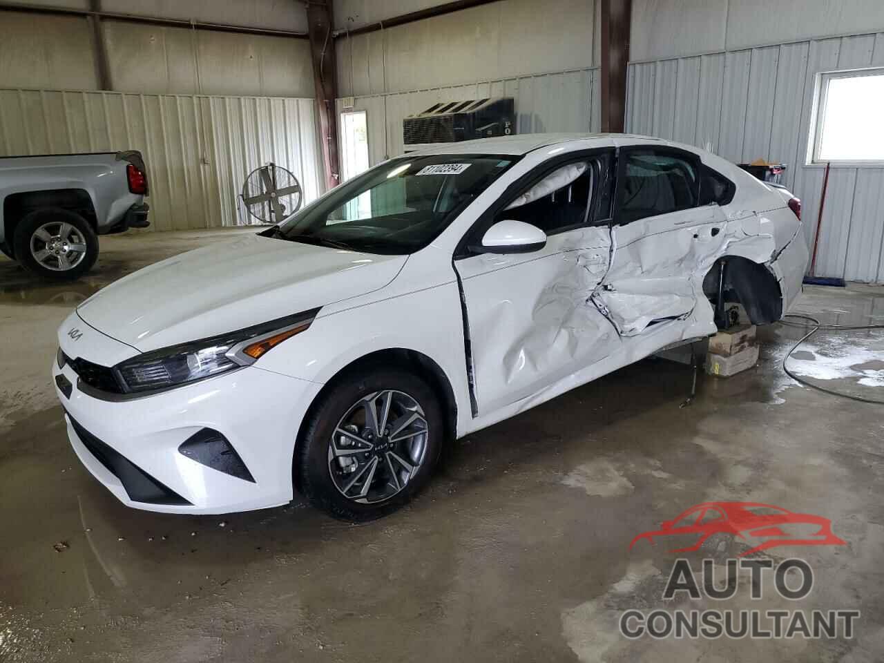 KIA FORTE 2023 - 3KPF24AD9PE649567