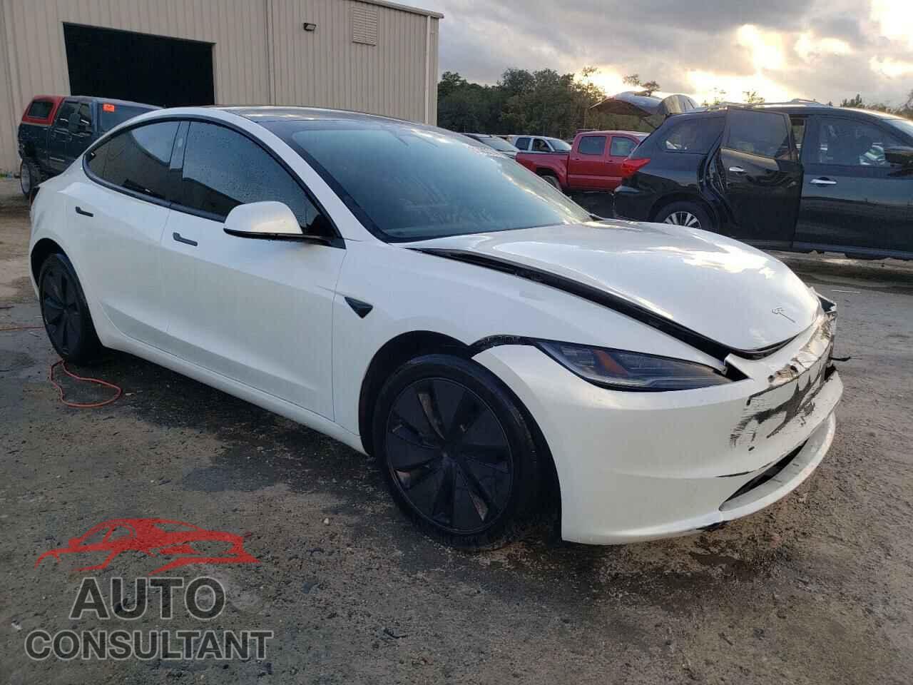 TESLA MODEL 3 2024 - 5YJ3E1EAXRF738148