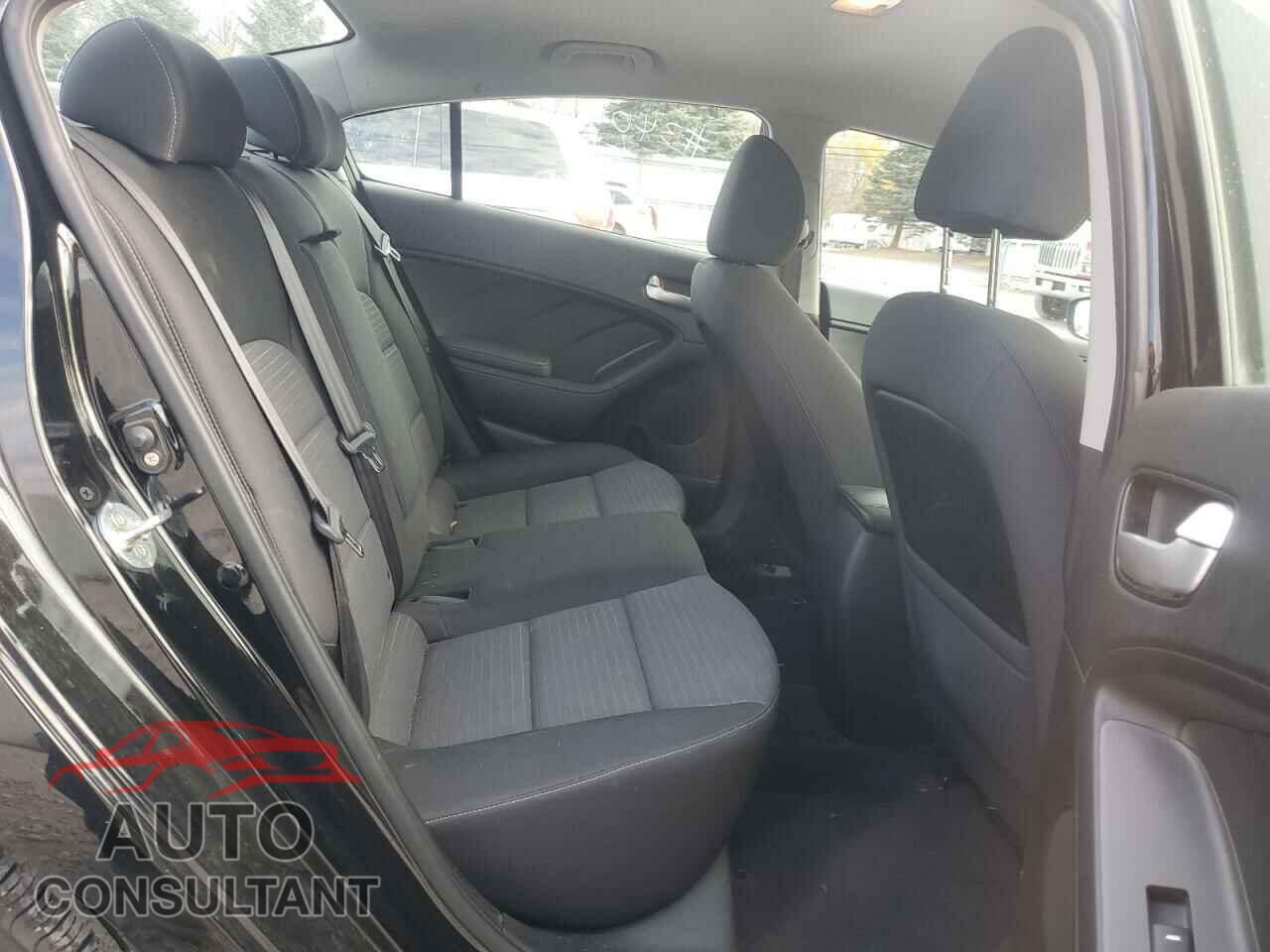 KIA FORTE 2017 - 3KPFL4A70HE144784