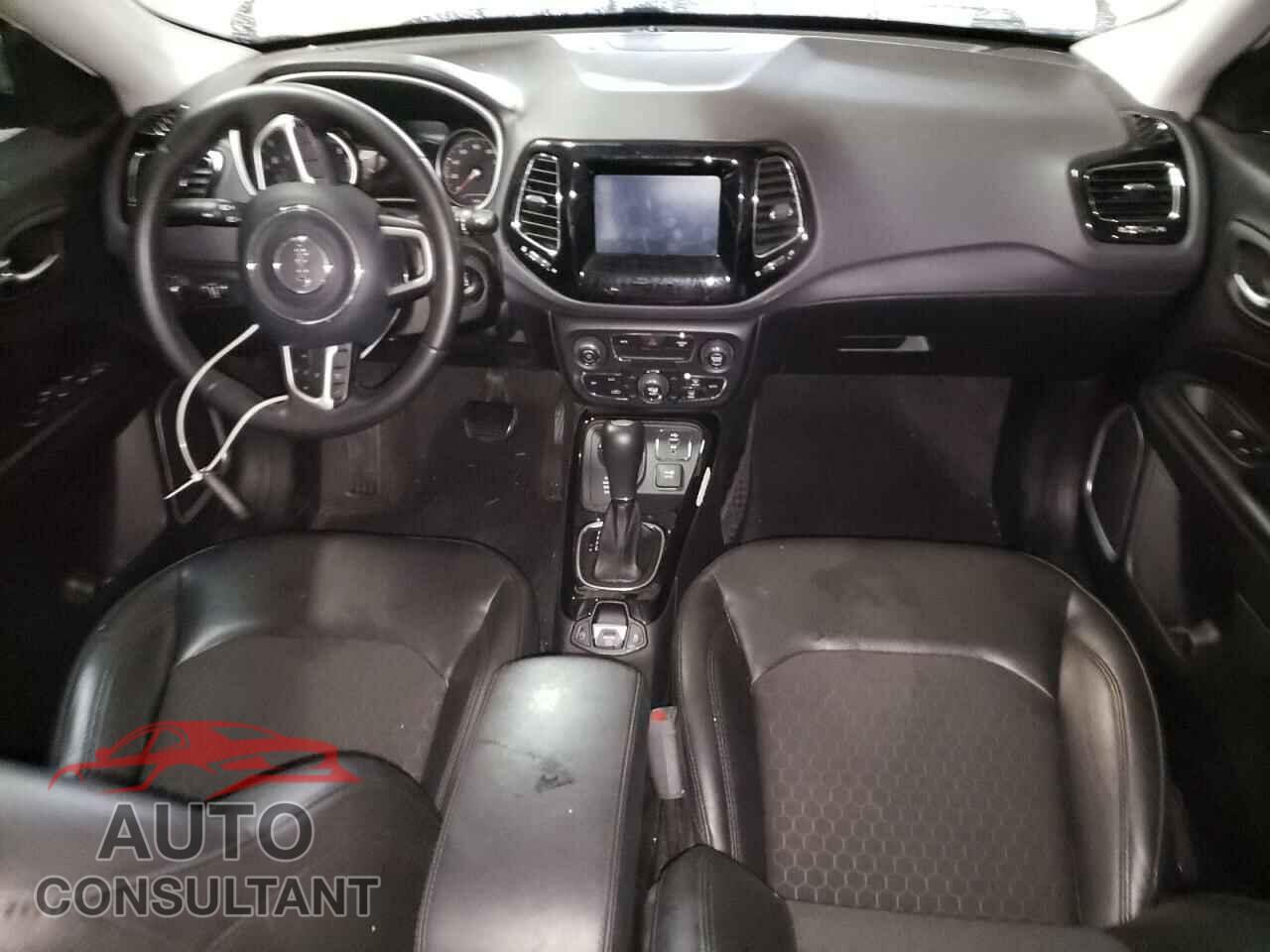 JEEP COMPASS 2018 - 3C4NJDBBXJT499595