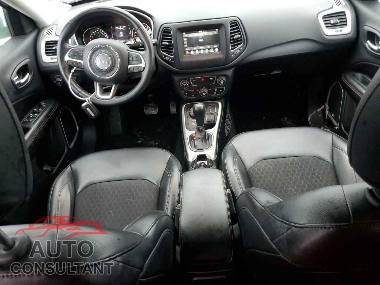 JEEP COMPASS 2019 - 3C4NJDBB9KT661041