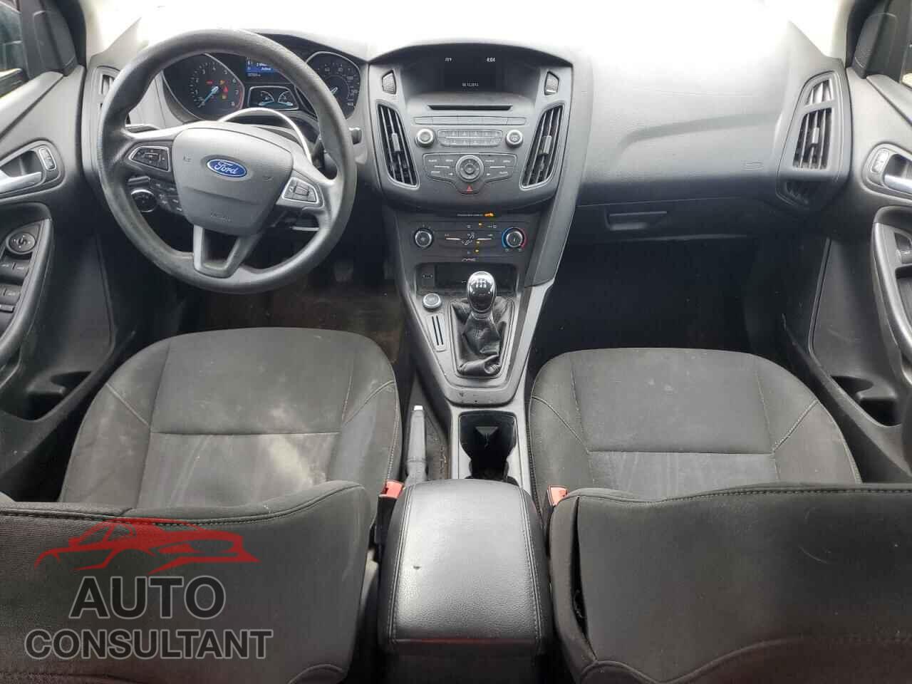 FORD FOCUS 2015 - 1FADP3F25FL356254