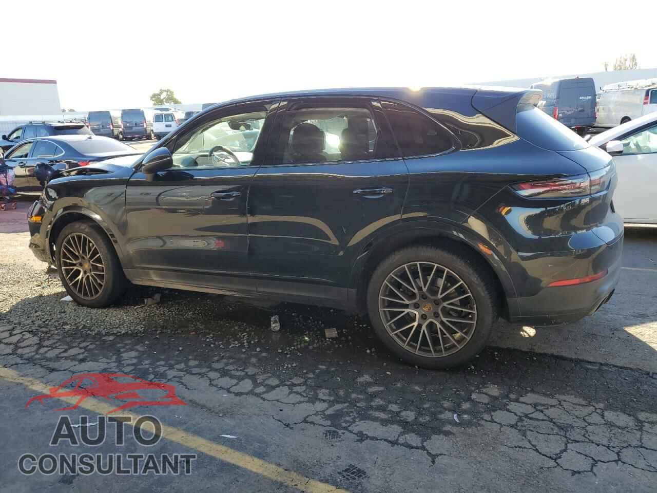 PORSCHE CAYENNE 2020 - WP1AA2AY2LDA02538