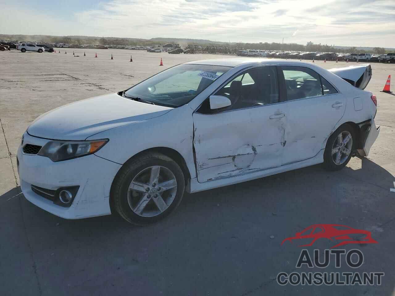 TOYOTA CAMRY 2013 - 4T1BF1FK1DU654022