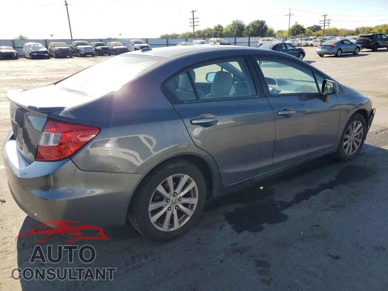 HONDA CIVIC 2012 - 2HGFB2F98CH556435