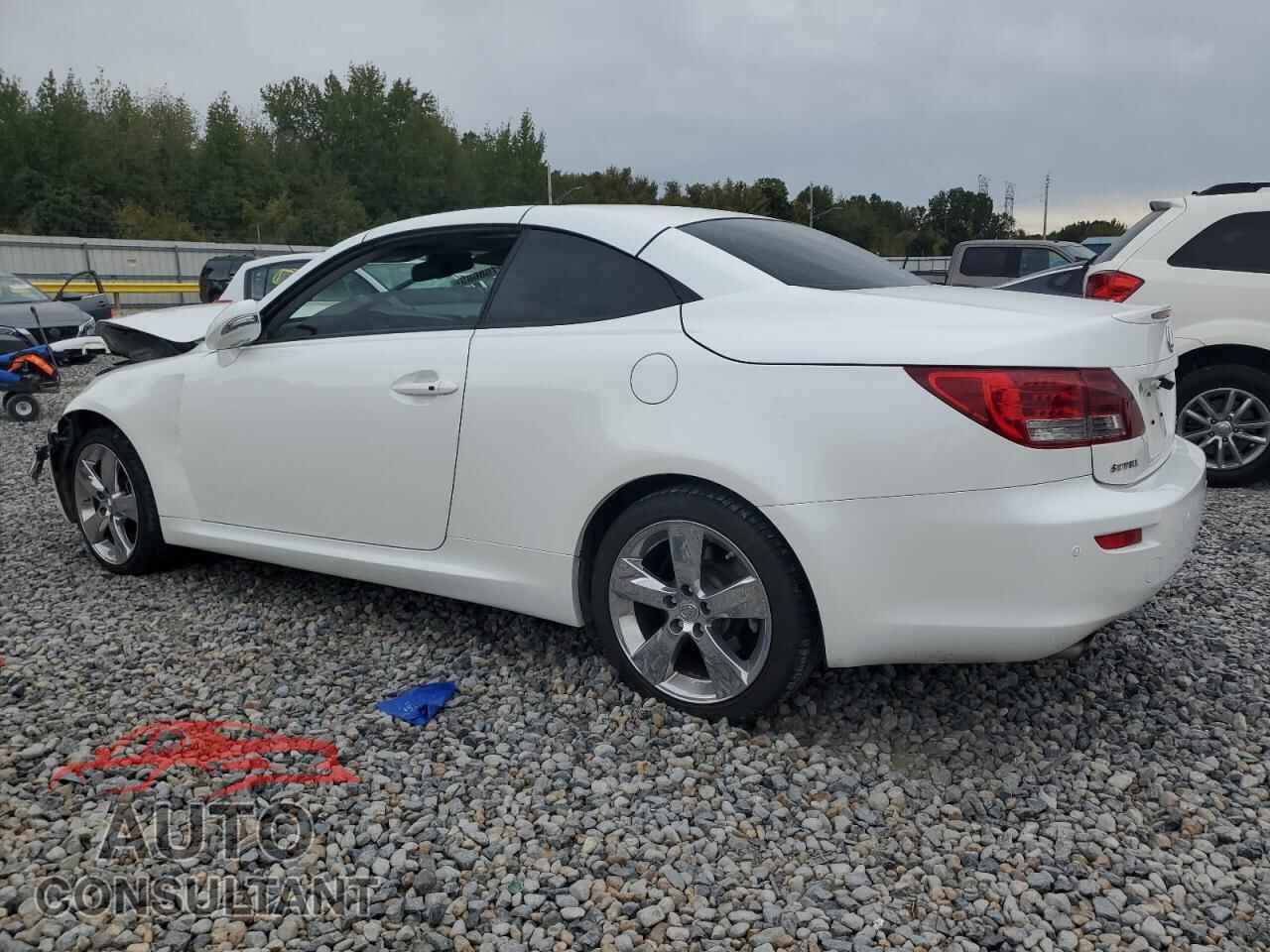 LEXUS IS 2011 - JTHFF2C20B2518472