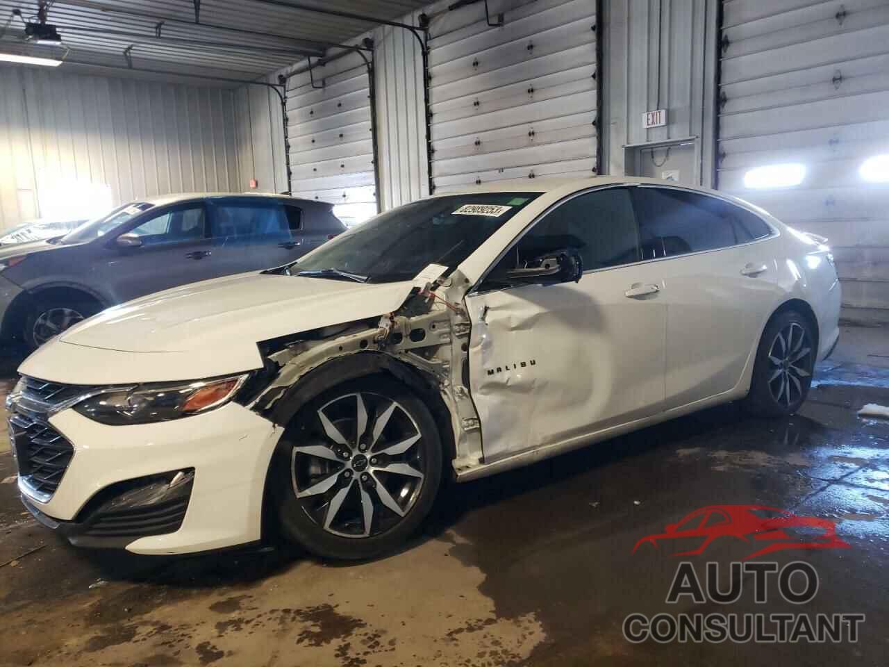 CHEVROLET MALIBU 2022 - 1G1ZG5STXNF205054
