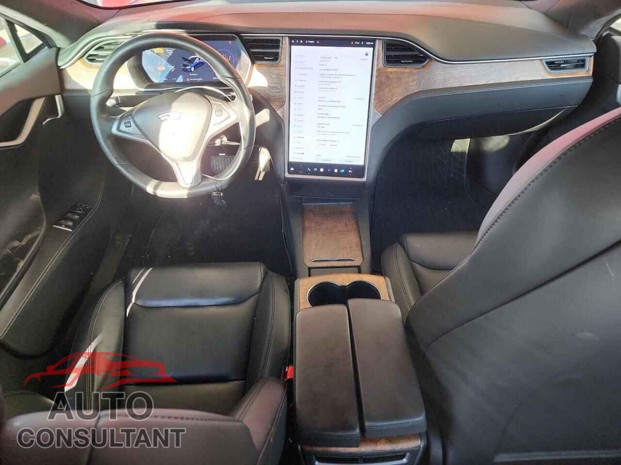 TESLA MODEL S 2020 - 5YJSA1E21LF390781