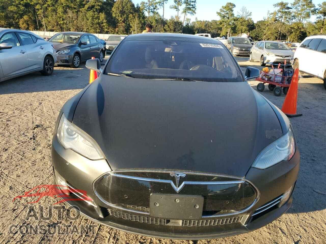 TESLA MODEL S 2016 - 5YJSA1E27GF129032