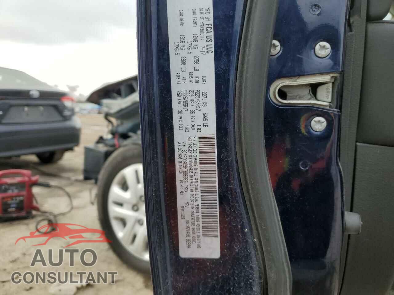 DODGE JOURNEY 2017 - 3C4PDCAB9HT696926