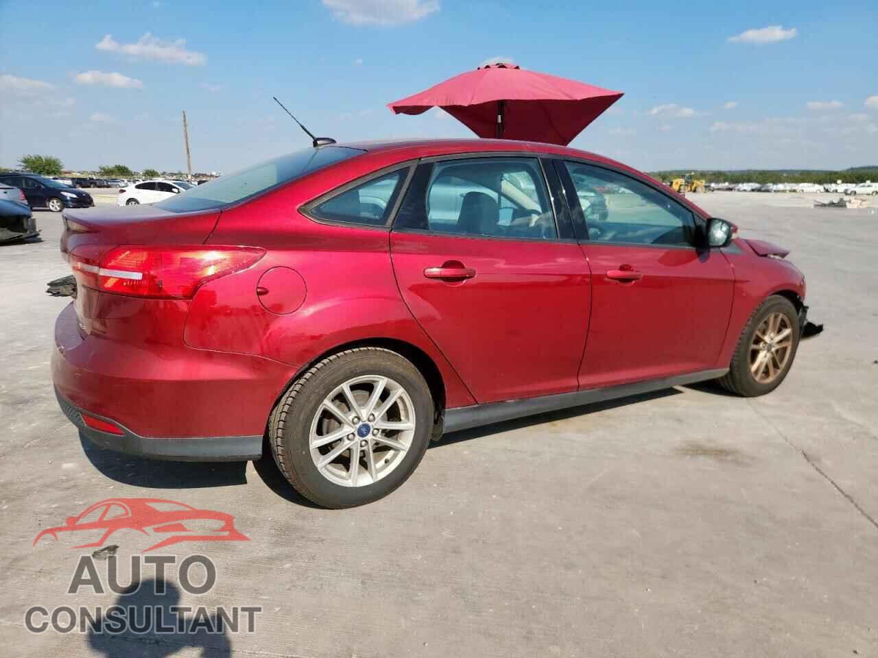 FORD FOCUS 2015 - 1FADP3F22FL226657