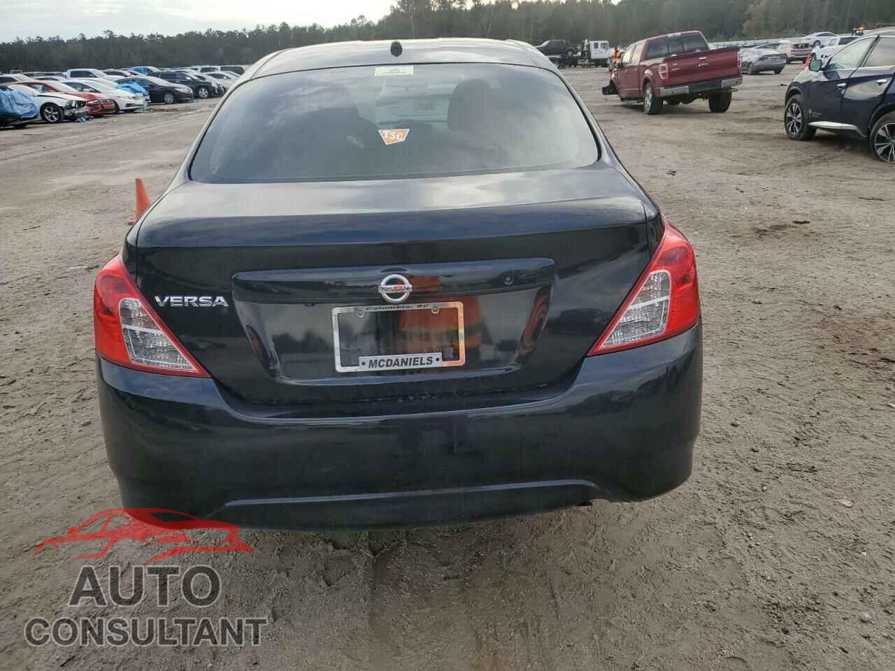 NISSAN VERSA 2019 - 3N1CN7AP3KL812677
