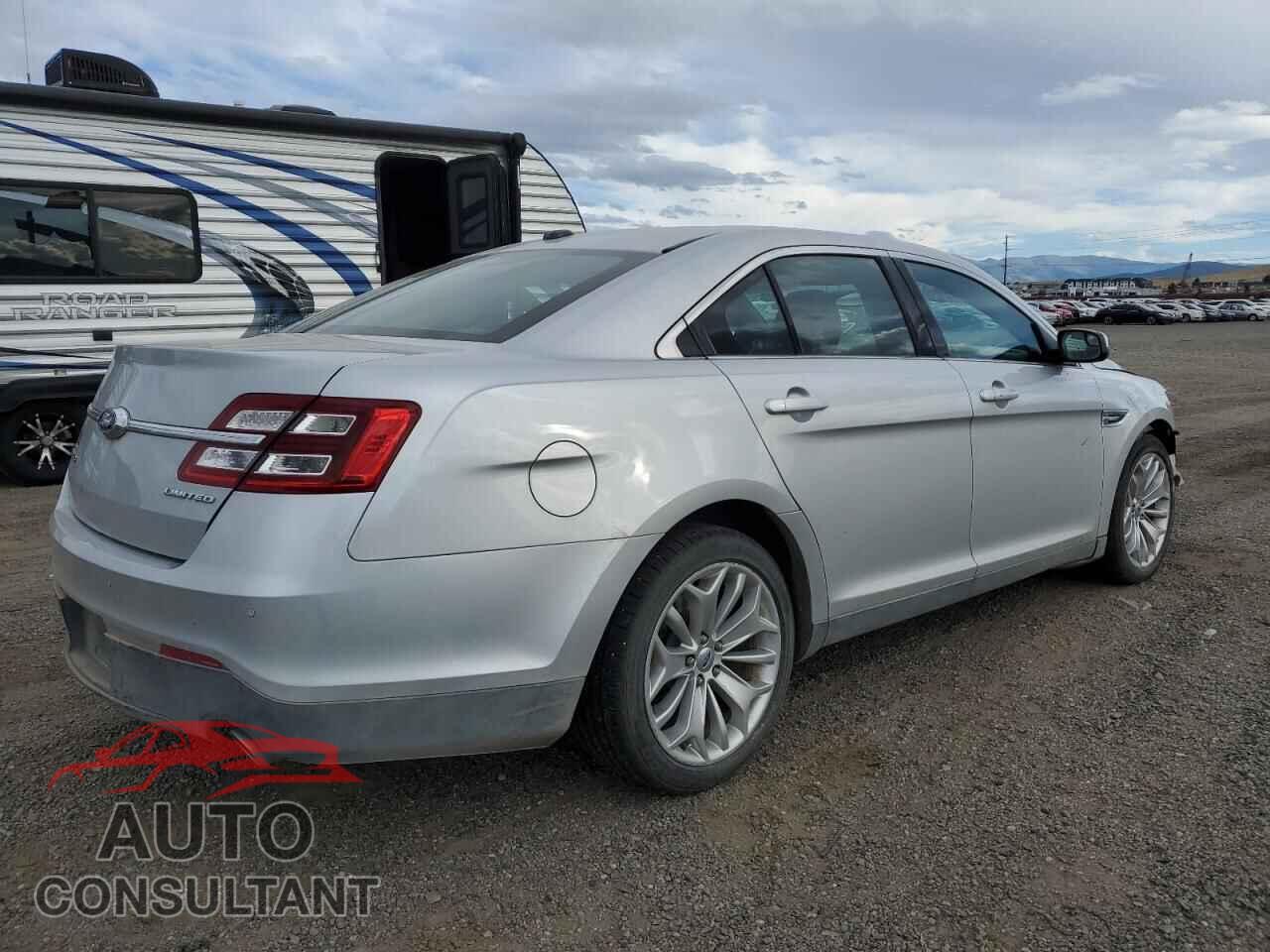 FORD TAURUS 2014 - 1FAHP2F82EG176687
