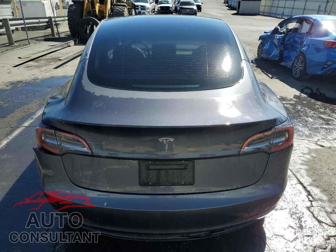 TESLA MODEL 3 2023 - 5YJ3E1EA0PF680497