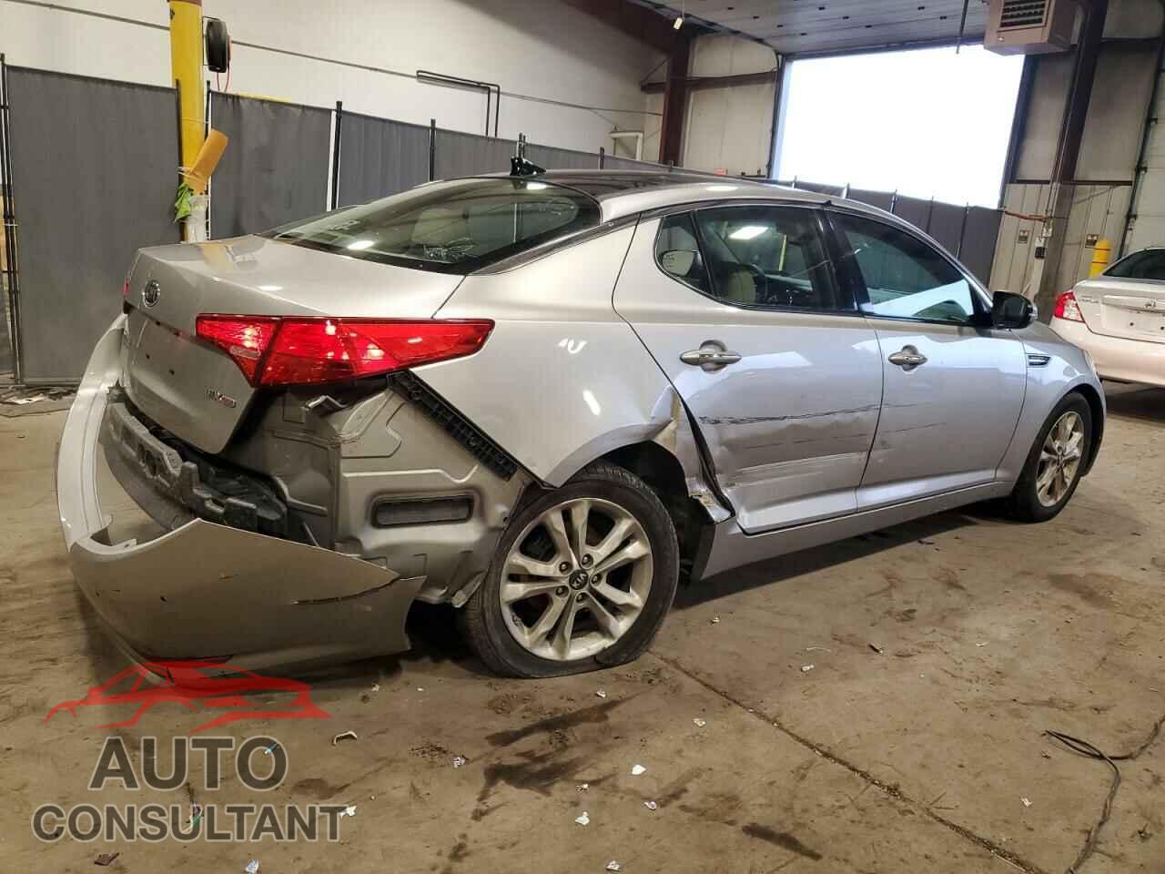 KIA OPTIMA 2011 - KNAGN4A72B5169958