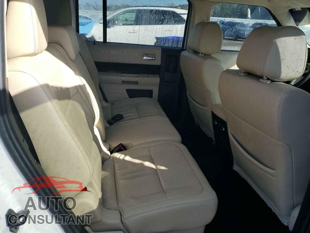 FORD FLEX 2018 - 2FMHK6C8XJBA13903