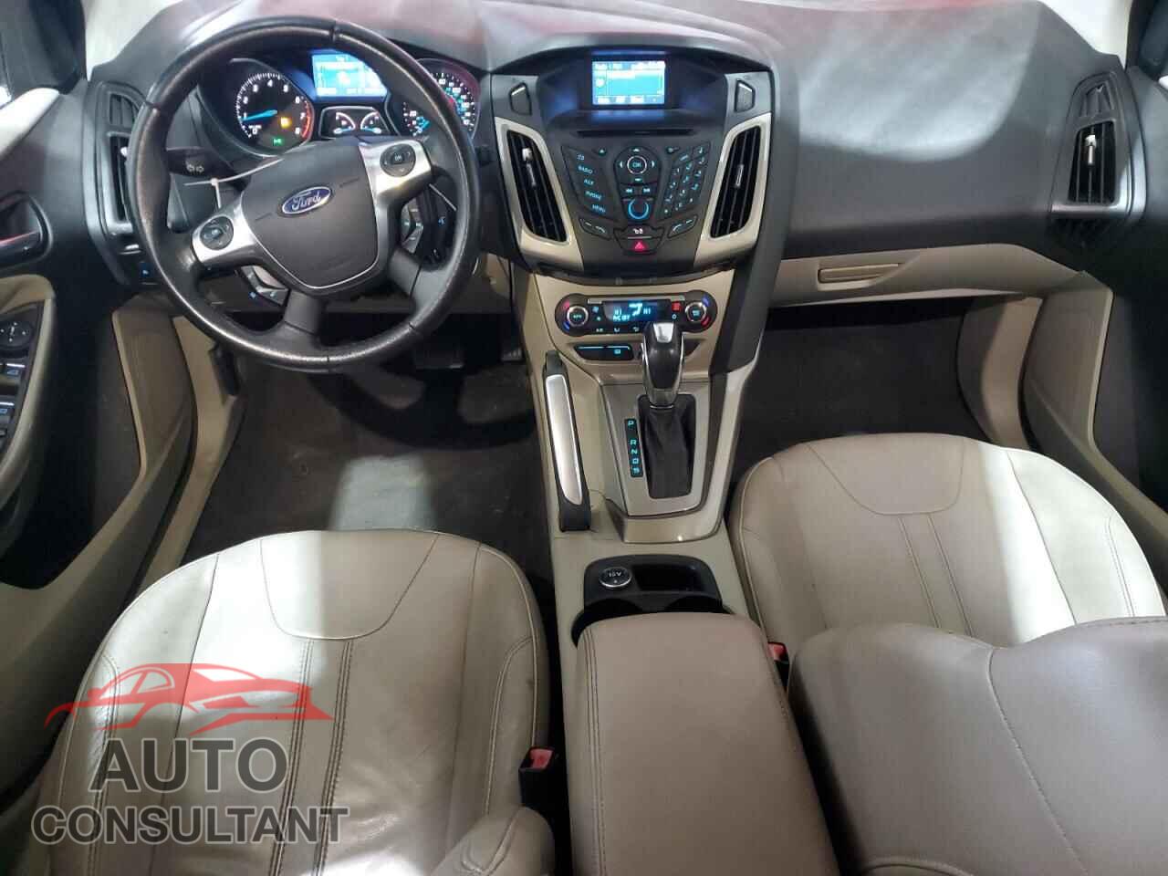 FORD FOCUS 2012 - 1FAHP3M22CL357815