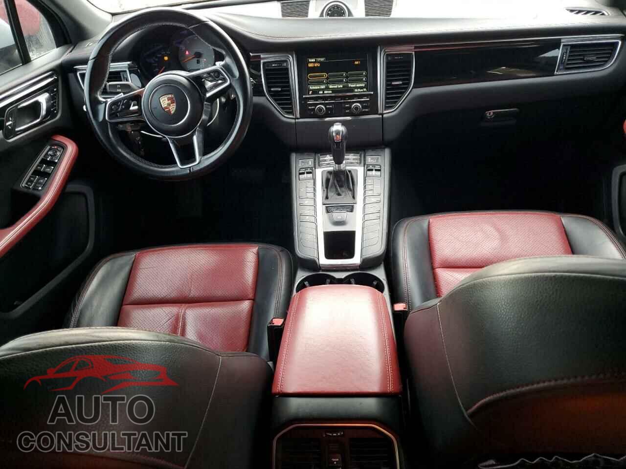 PORSCHE MACAN 2015 - WP1AB2A57FLB44221