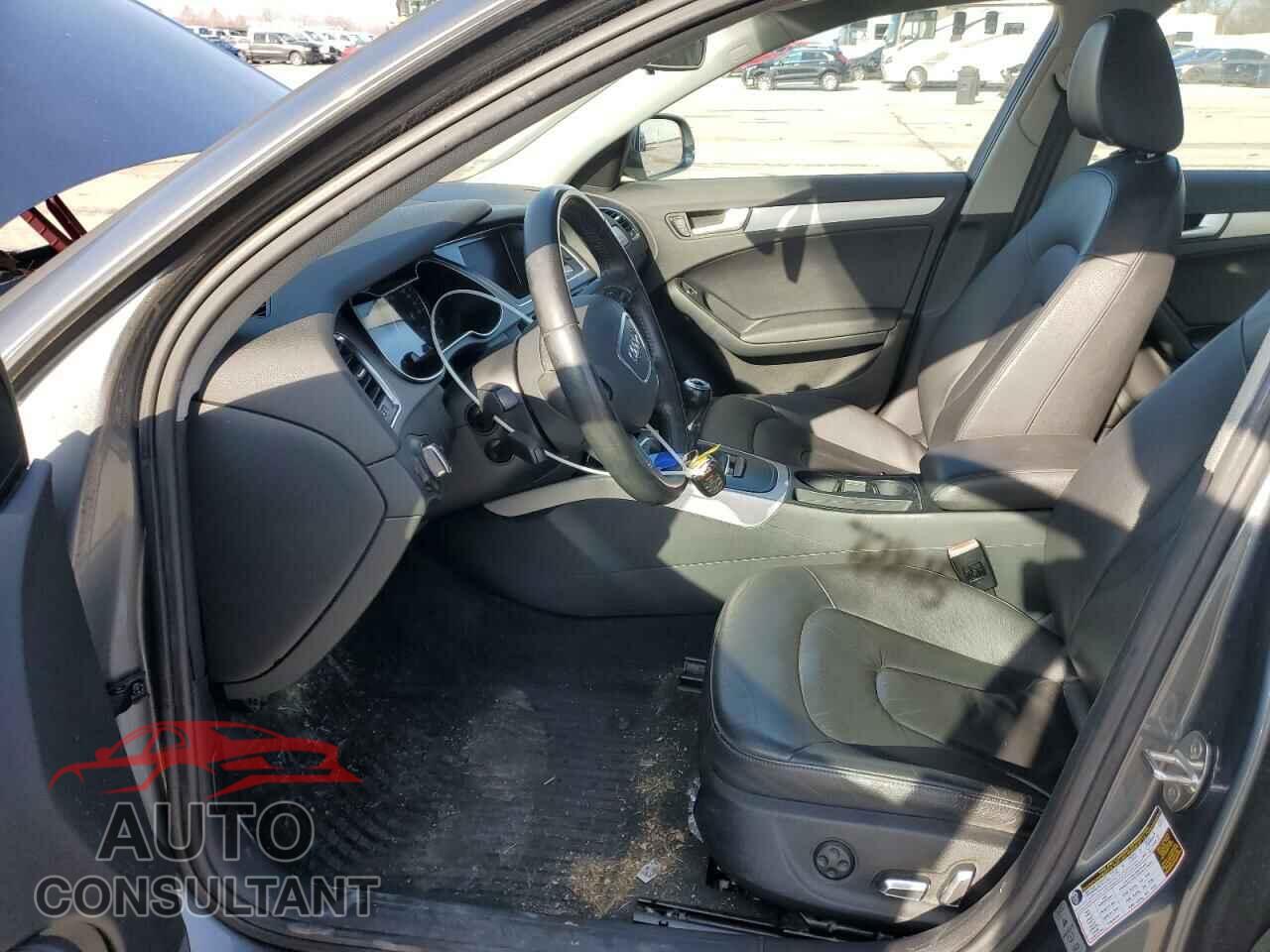 AUDI A4 2013 - WAUDFAFL5DN012979